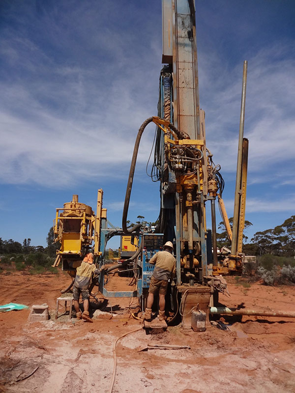 Aircore drilling with Raglan Drilling