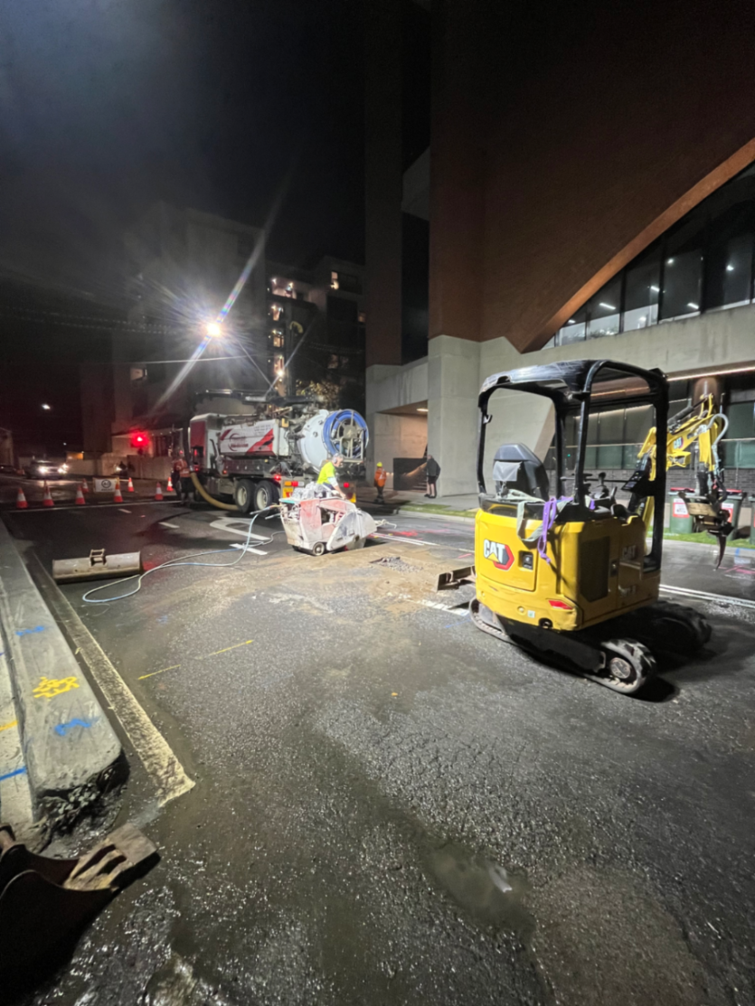 Alexandria Mandible st - fire hydrant supply repair