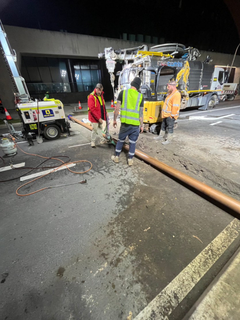 Alexandria Mandible st - fire hydrant supply repair