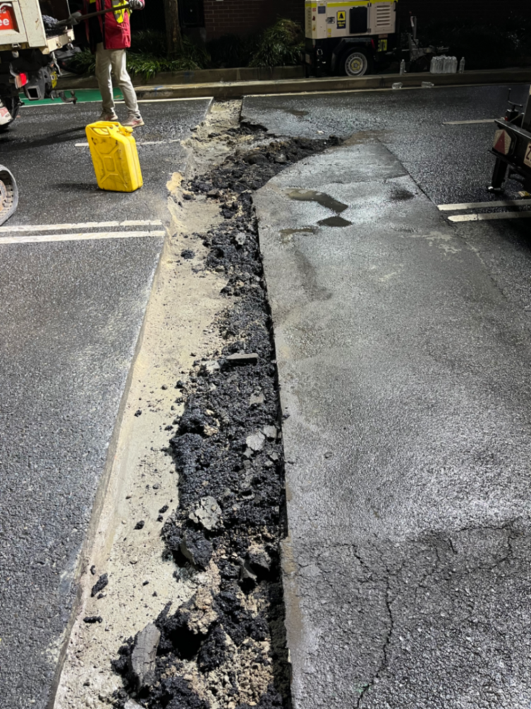 Alexandria Mandible st - fire hydrant supply repair