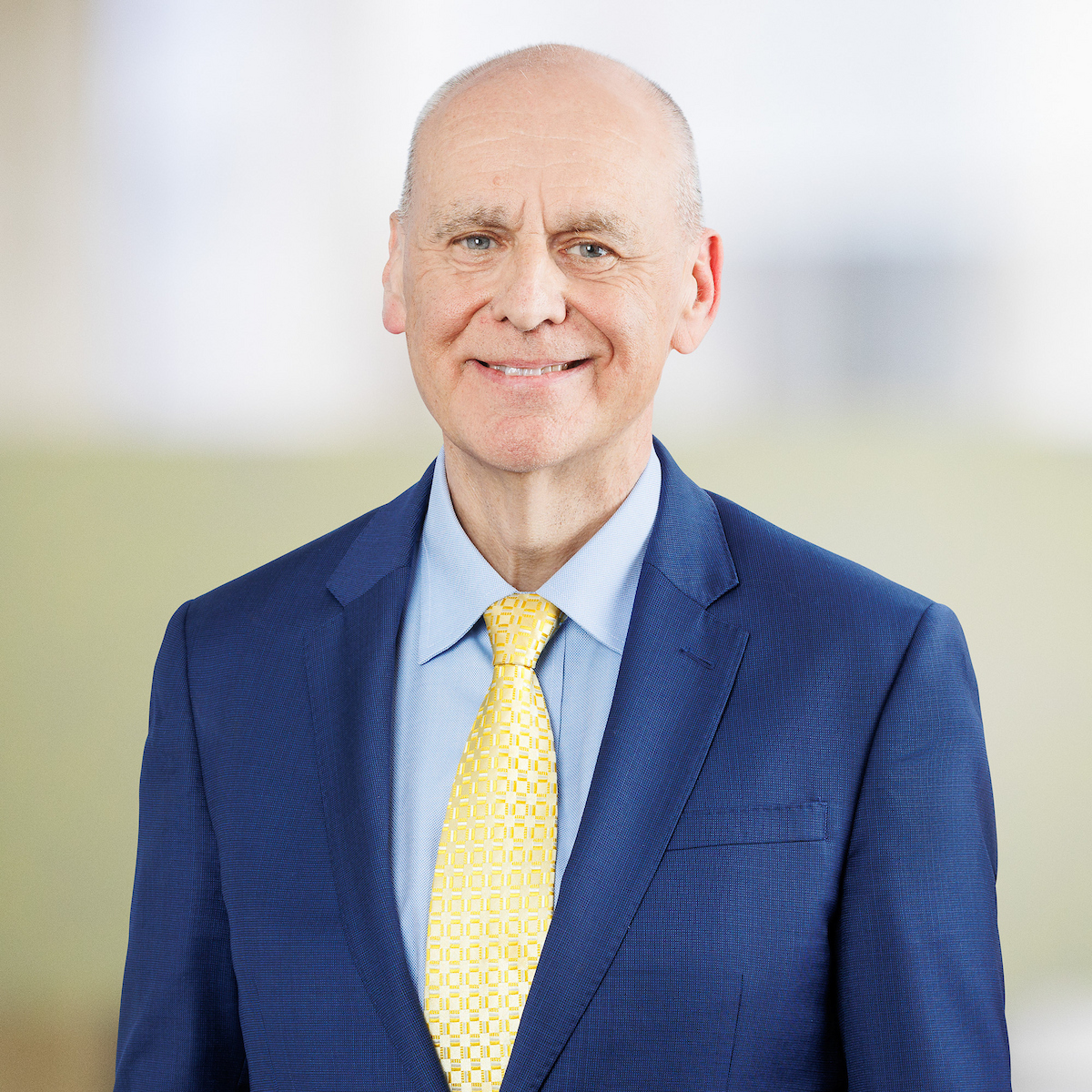 Andy Ellen - Senior Immigration Consultant