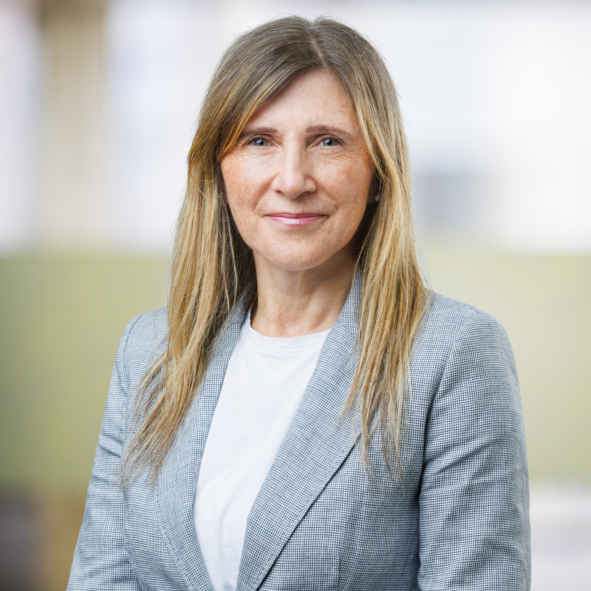 Helen Xenos - Consultant