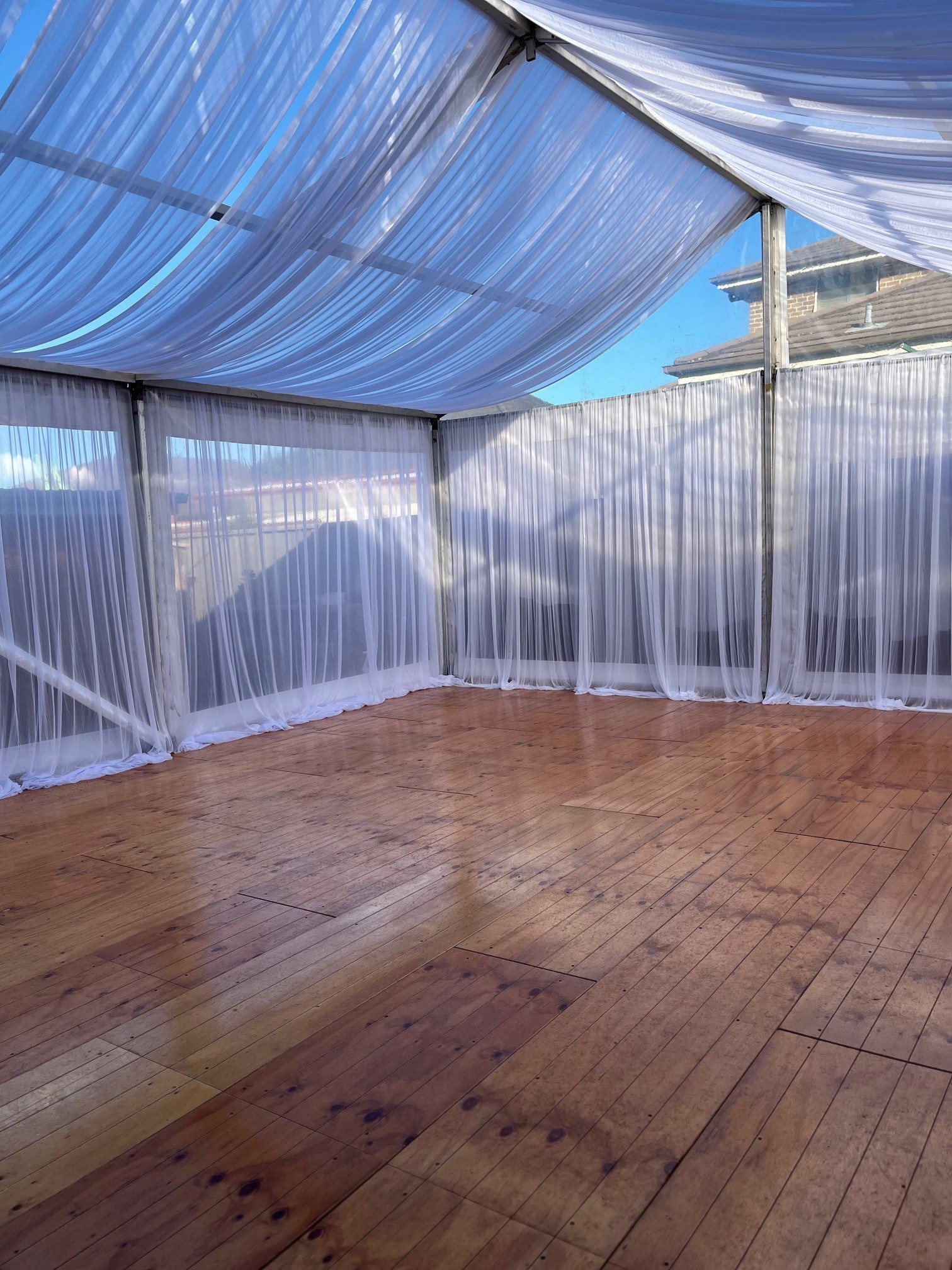Marquee Floor Deluxe