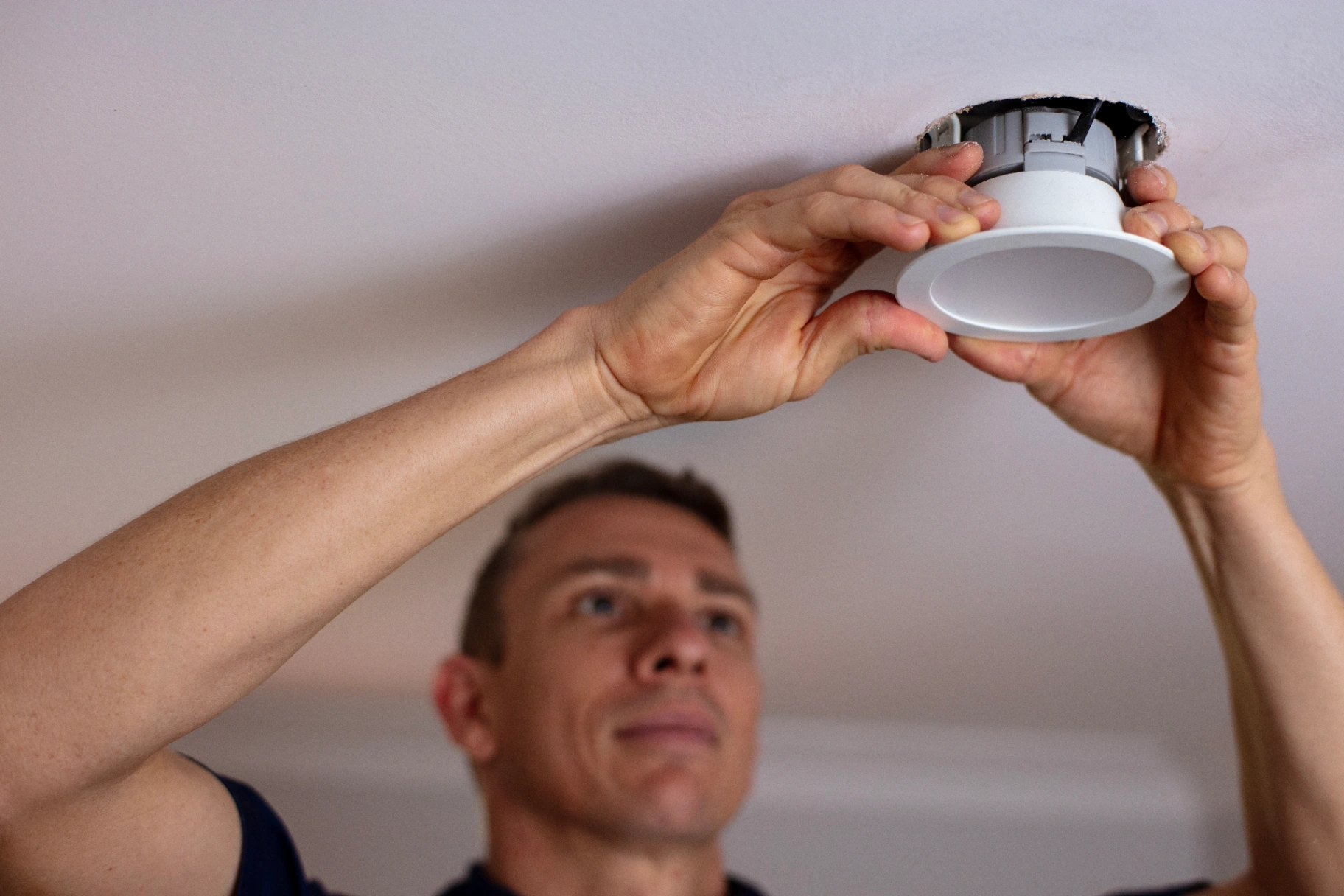 Inspecting a downlight