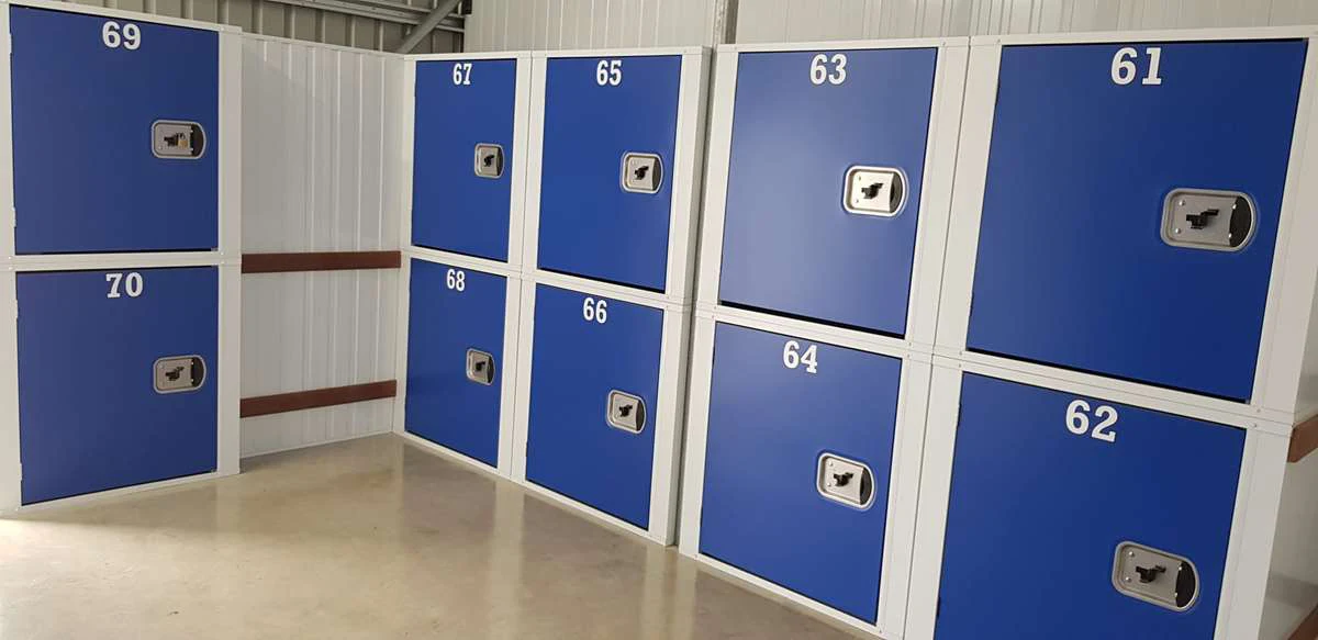 Storage Units vs. Storage lockers