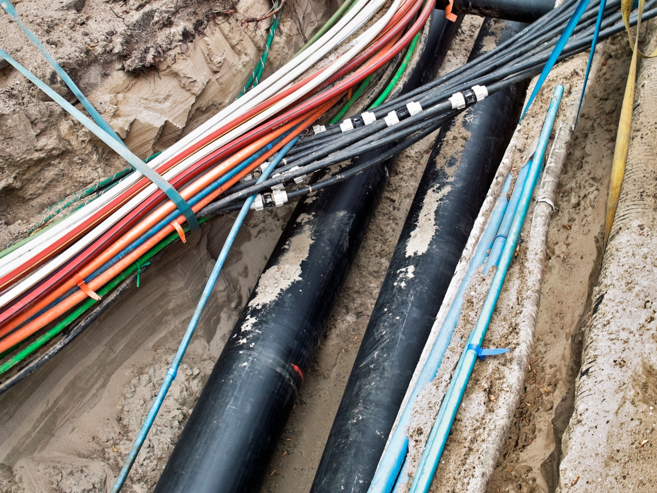 Underground Data Cabling for Commercial Businesses