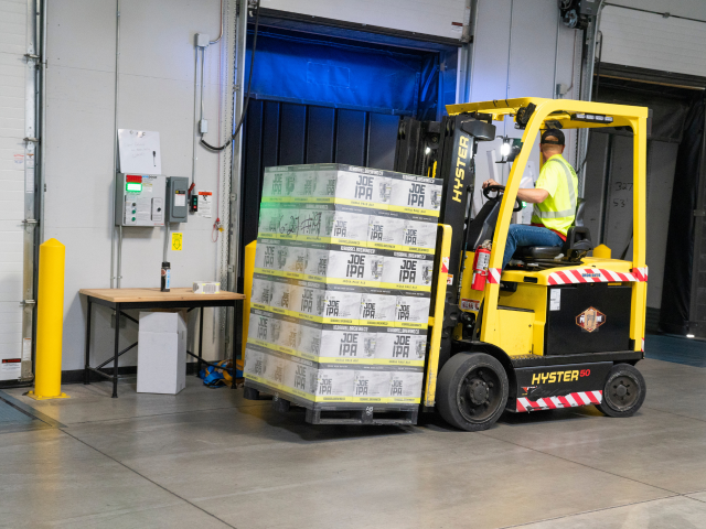 Electric Forklift for Hire