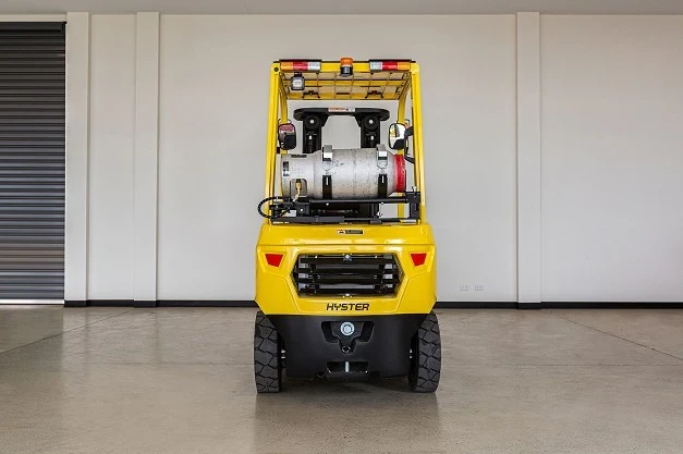 Hyster H2.0-3.5UT Forklift thumbnail 9
