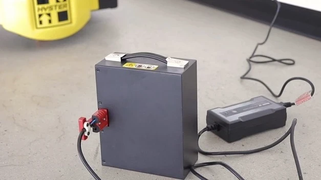 Hyster PC1.5 Lithium-Ion Pallet Jack thumbnail 3