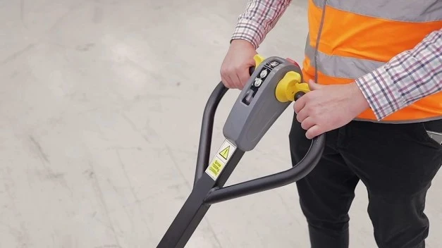 Hyster PC1.5 Lithium-Ion Pallet Jack thumbnail 2