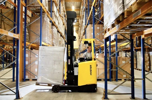 Hyster R1.4–2.5 Reach Trucks thumbnail 2