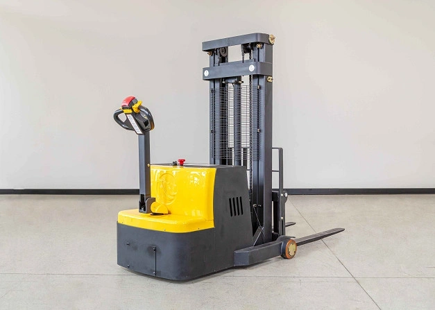 Liftsmart CB08-i Counterbalance Stacker thumbnail 9