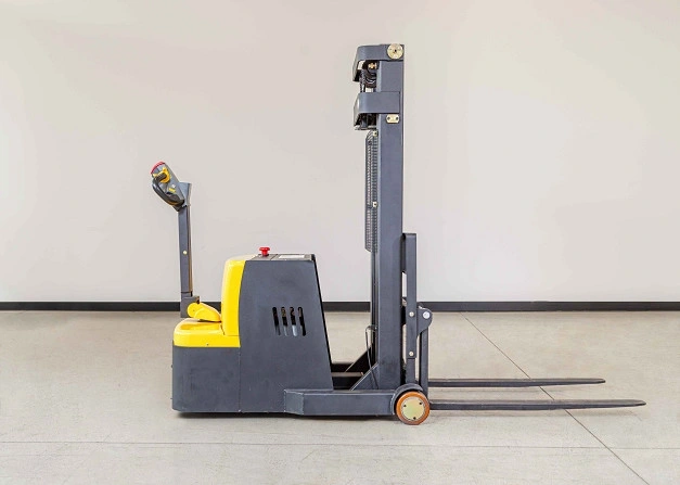 Liftsmart CB08-i Counterbalance Stacker thumbnail 8