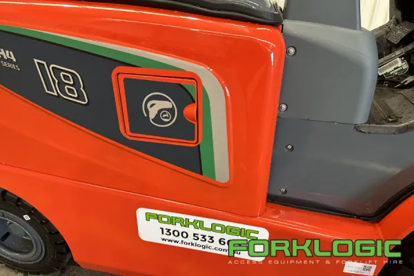 Heli 1.8 Tonne Container Mast Lithium Forklift thumbnail 6