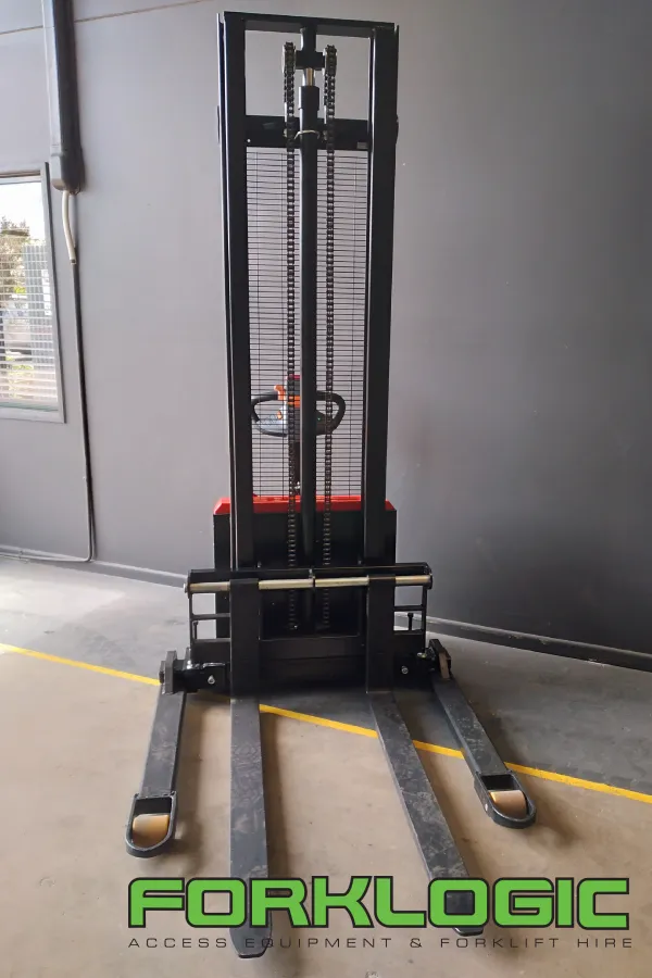 Heli Electric Walk Behind Stacker – 1300kgs thumbnail 5