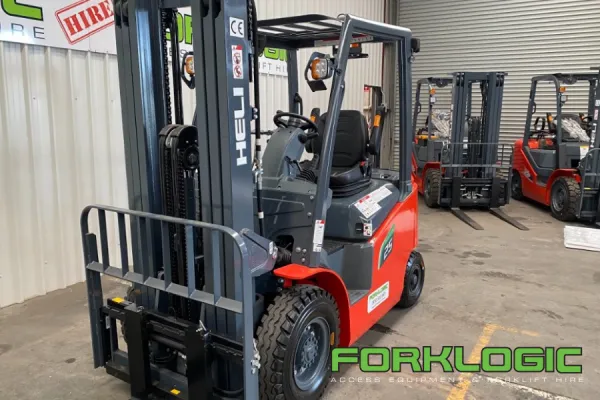 Heli 2.5 Tonne Container Mast Lithium Forklift thumbnail 9