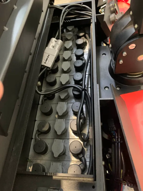 Heli Electric Walk Behind Stacker – 1600kgs thumbnail 3