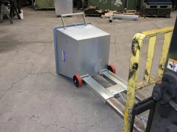 CFS6 Tipping Bin Forklift Attachment thumbnail 2