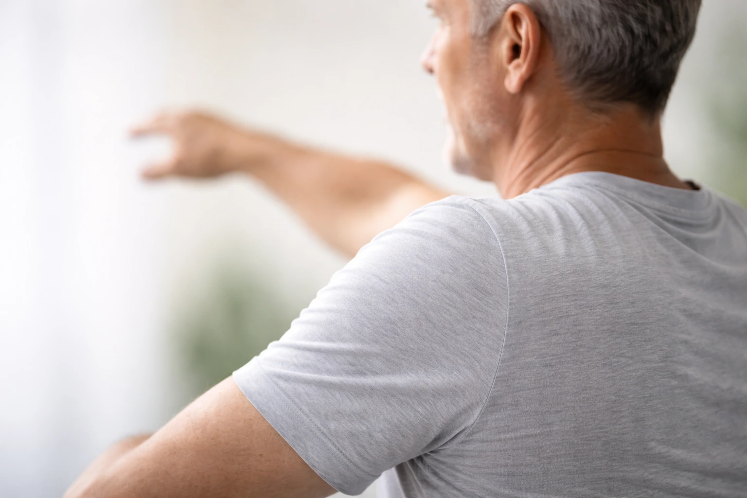 Signs You May Need a Shoulder Replacement Rather Than a Repair