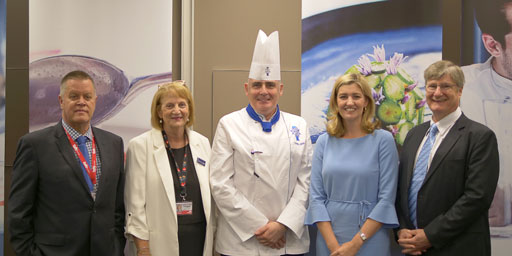 Gordon Blue Comes to Town