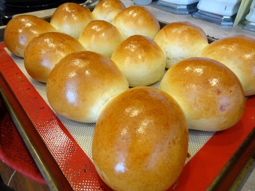 They May Look Like R2D2's Cousins, But They Sure Divide Rolls With Ease ...