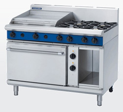 Blue Seal GE508B Electric Static Oven Gas 4 Burner 600 Griddle Range