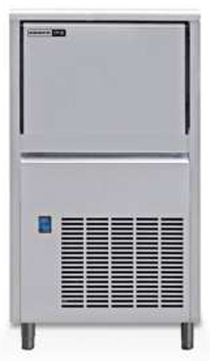 Skope ITV Alfa NDP20 A 24kg Self Contained Ice Half Pyramid Cube Maker