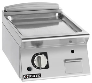 Giorik FLG92TCRXT 900 Series 400mm wide Smooth Satin Chrome Gas Frytop