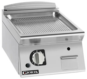 Giorik FRG72TCRXT 700 Series 400mm wide Ribbed Satin Chrome Gas Frytop
