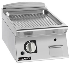 Giorik FRG92TCRXT 900 Series 400mm wide Ribbed Satin Chrome Gas Frytop