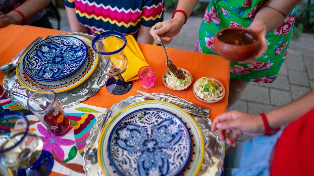 10 Amazingly Tasty Food Tours Around The World