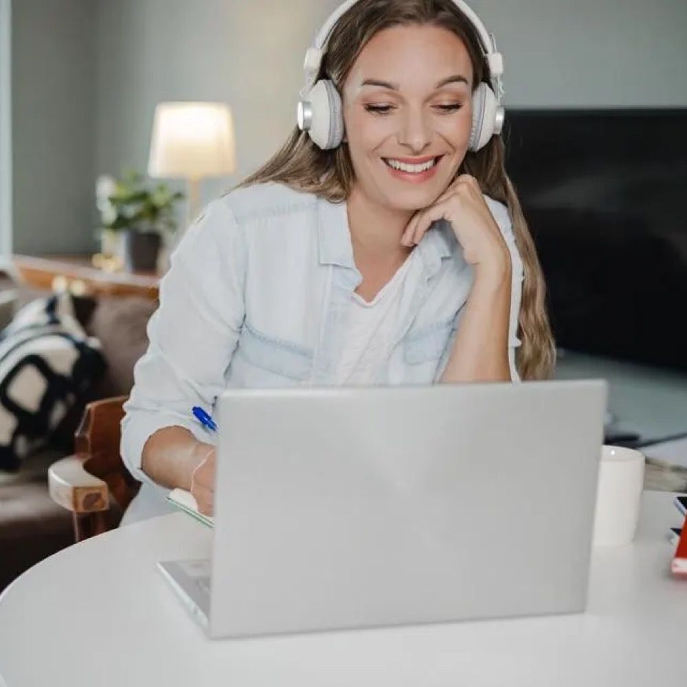 20 Essential Skills For All Professionals In A Digital Workplace