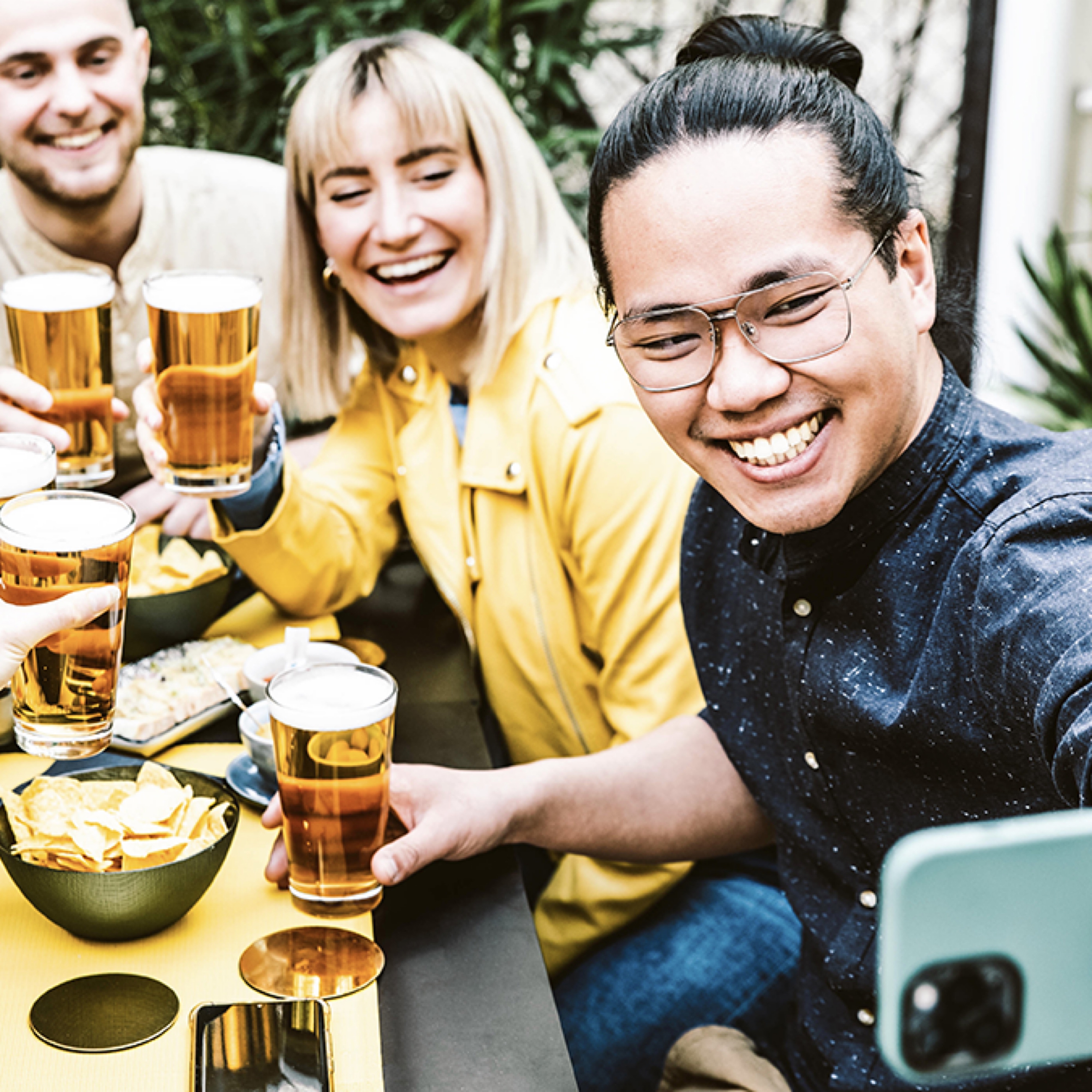 STUDY: Your Restaurant's Social Media Influencer Campaigns Need to Be Relatable & Authentic