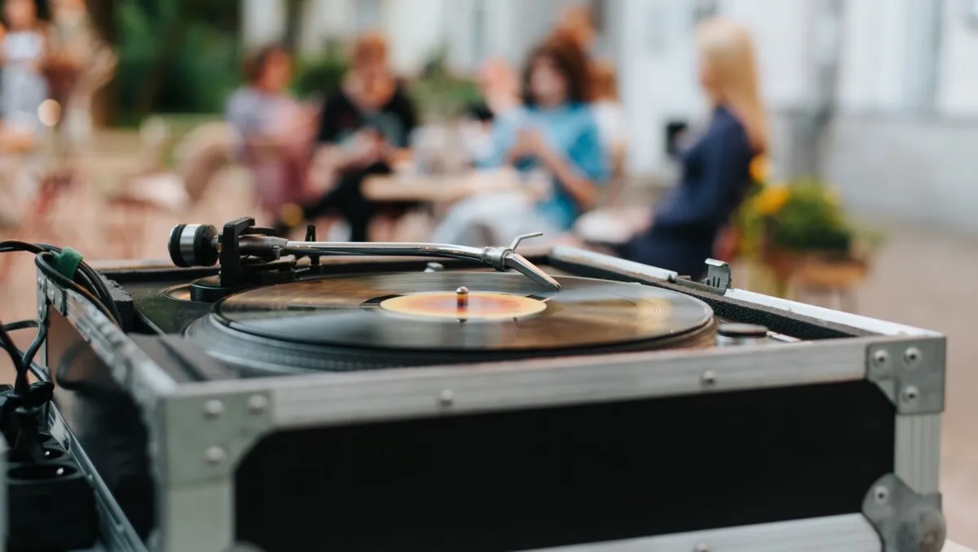 The power of audio experiences in retail and hospitality
