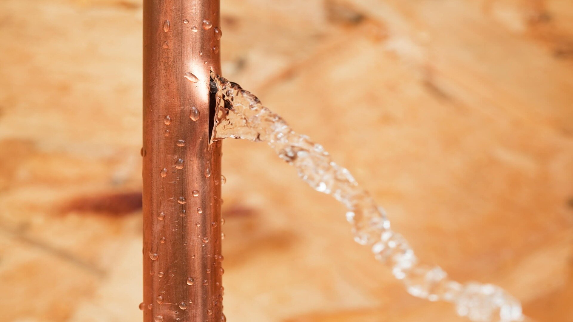 Burst Leaking Copper Pipe