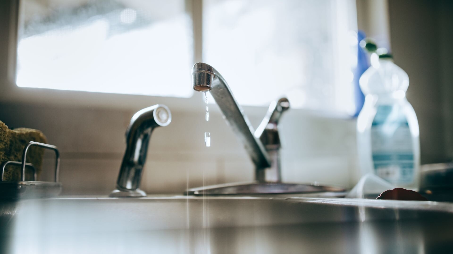 Leaking Kitchen Tap Emergency