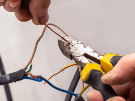 images/maintenance-wiring-1769464975836-small