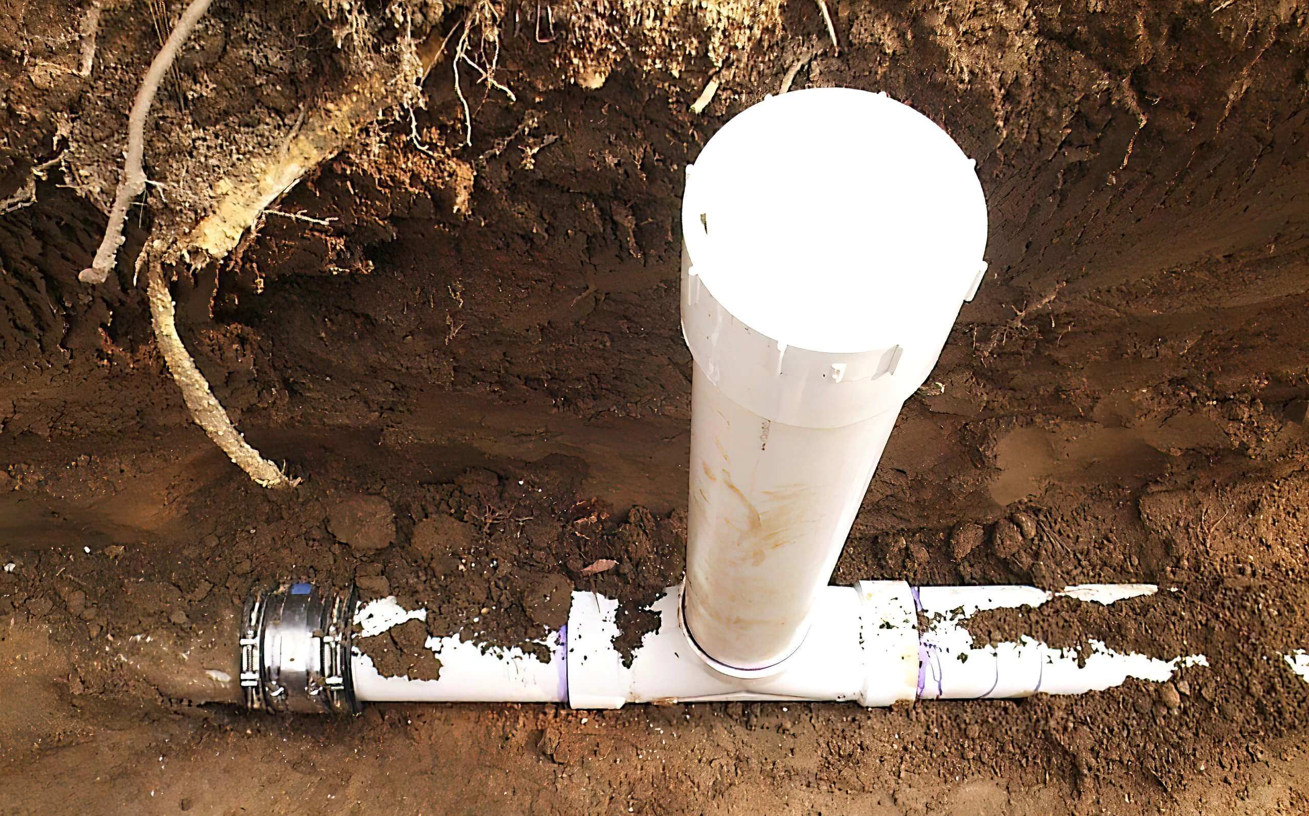 Fixing Active Sewer Pipe