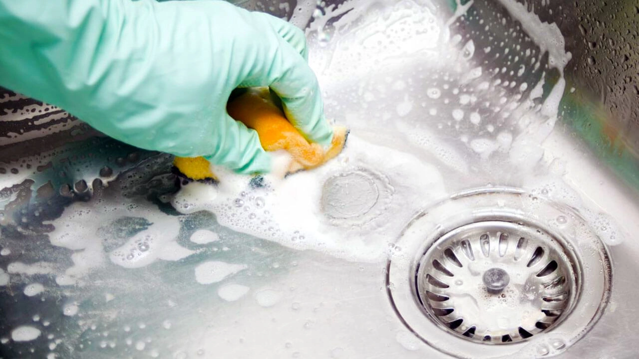 Clean Kitchen Sink