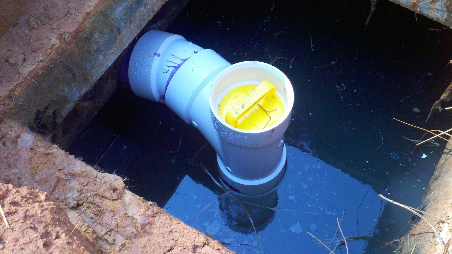 Water Pipeline Deptic Tank