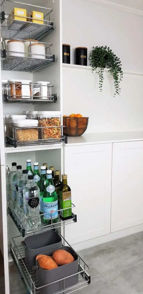 Image 1 of 3 Easy Steps to Transform Your Kitchen Storage