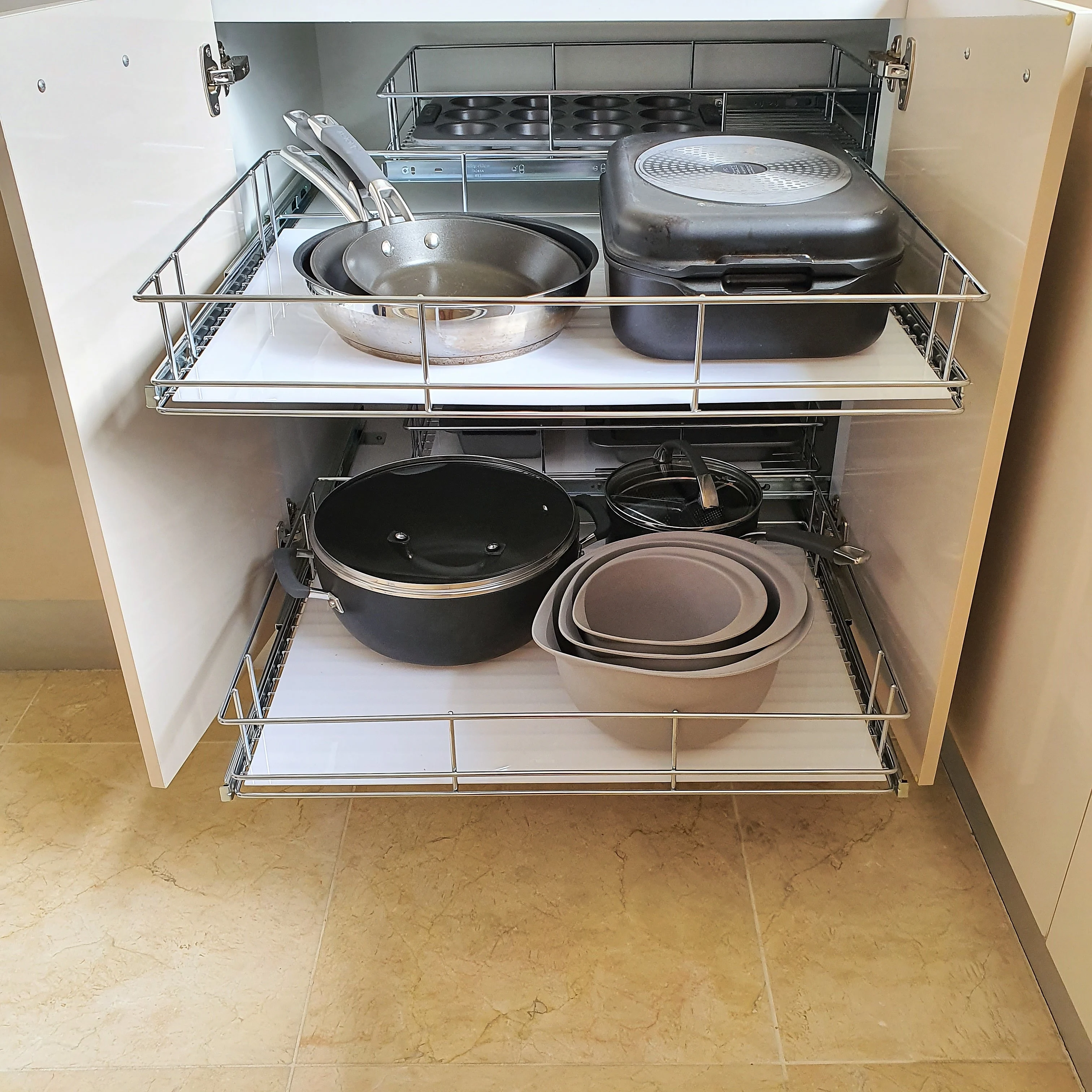 Image 2 of Clever Corner Solutions