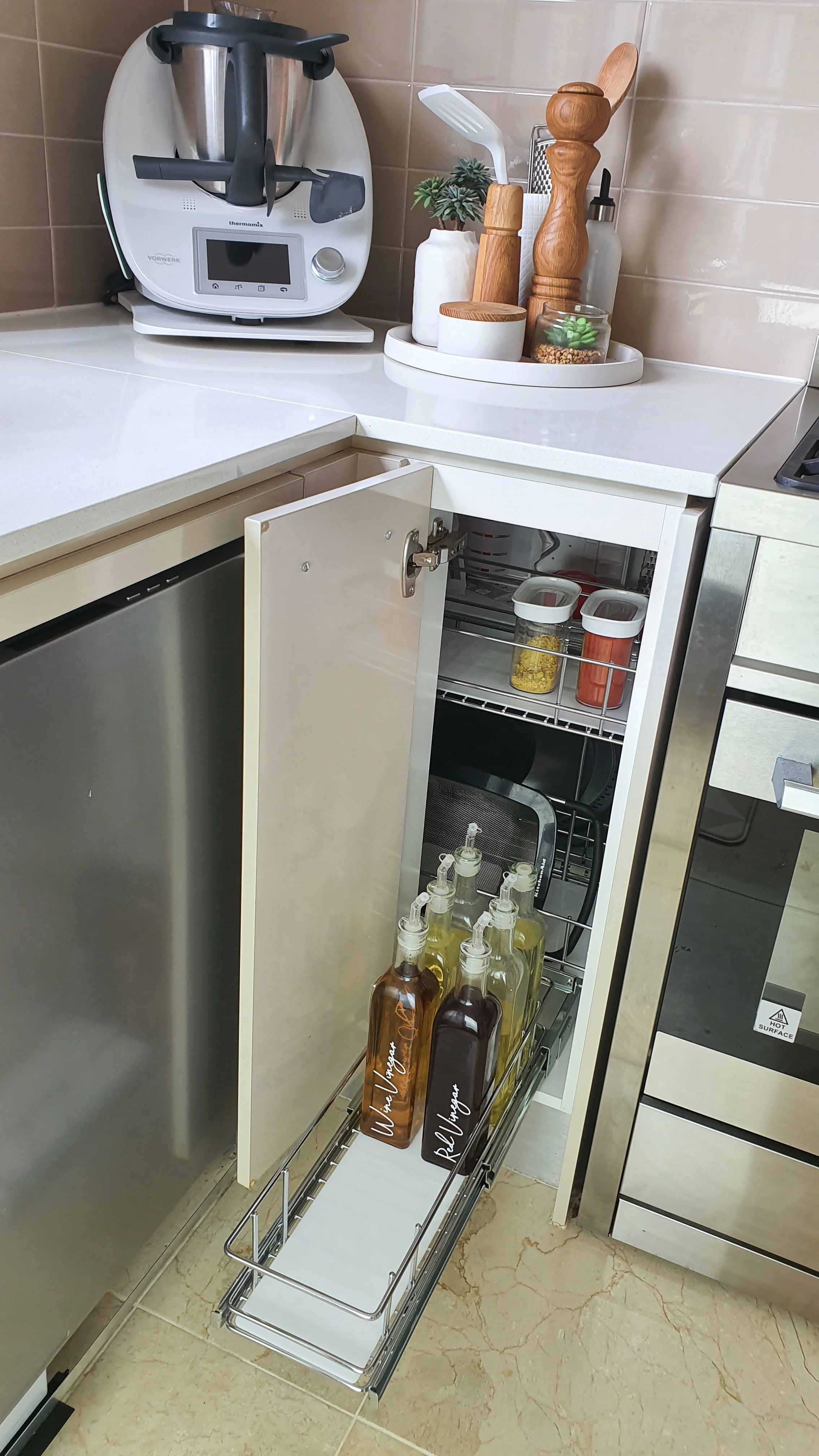 Image 1 of Clever Corner Solutions