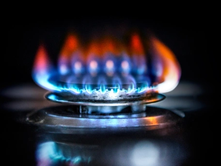 Blue and orange flames are safe whereas red flames are dangerous