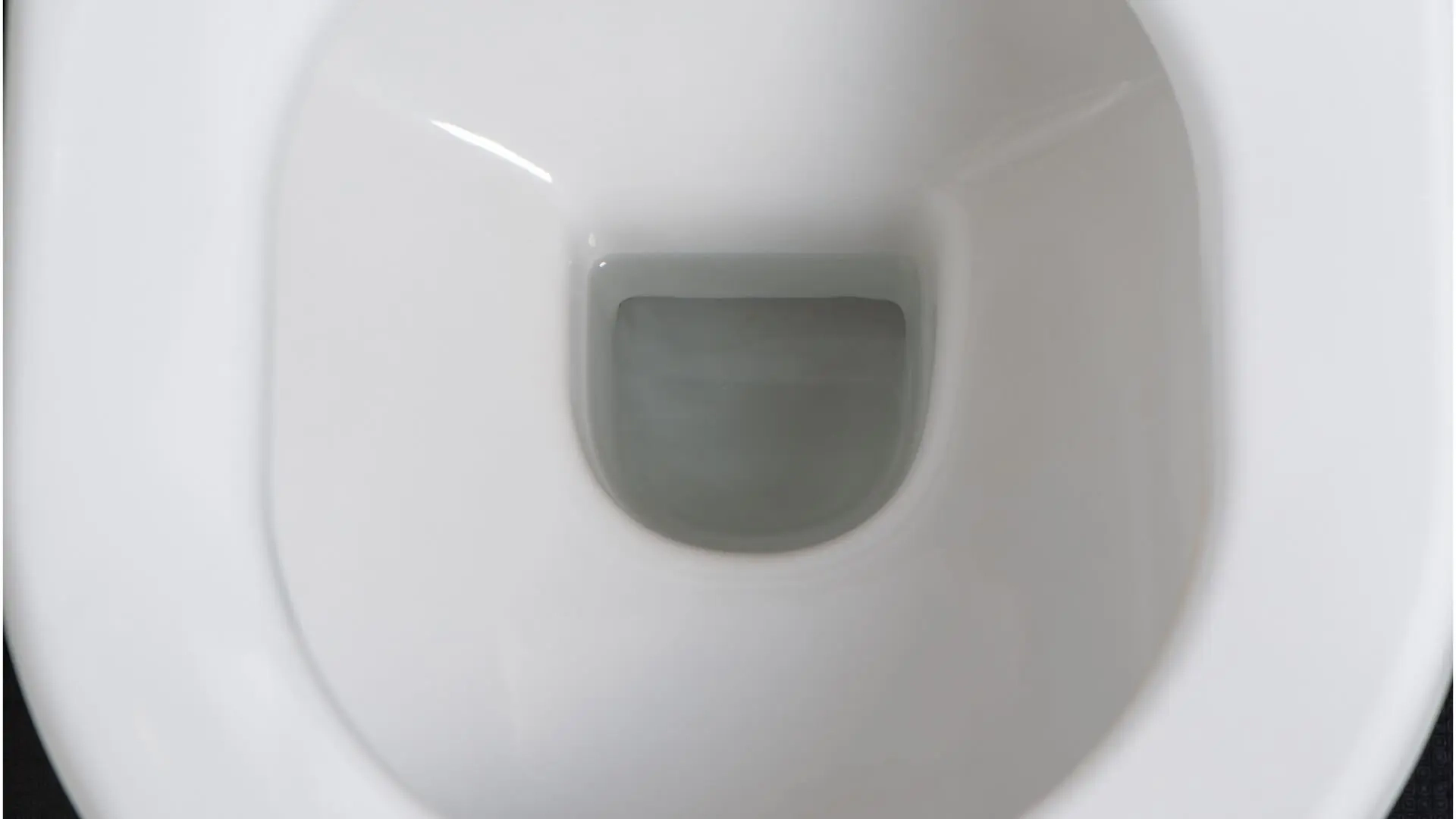 How to Fix a Leaking Toilet