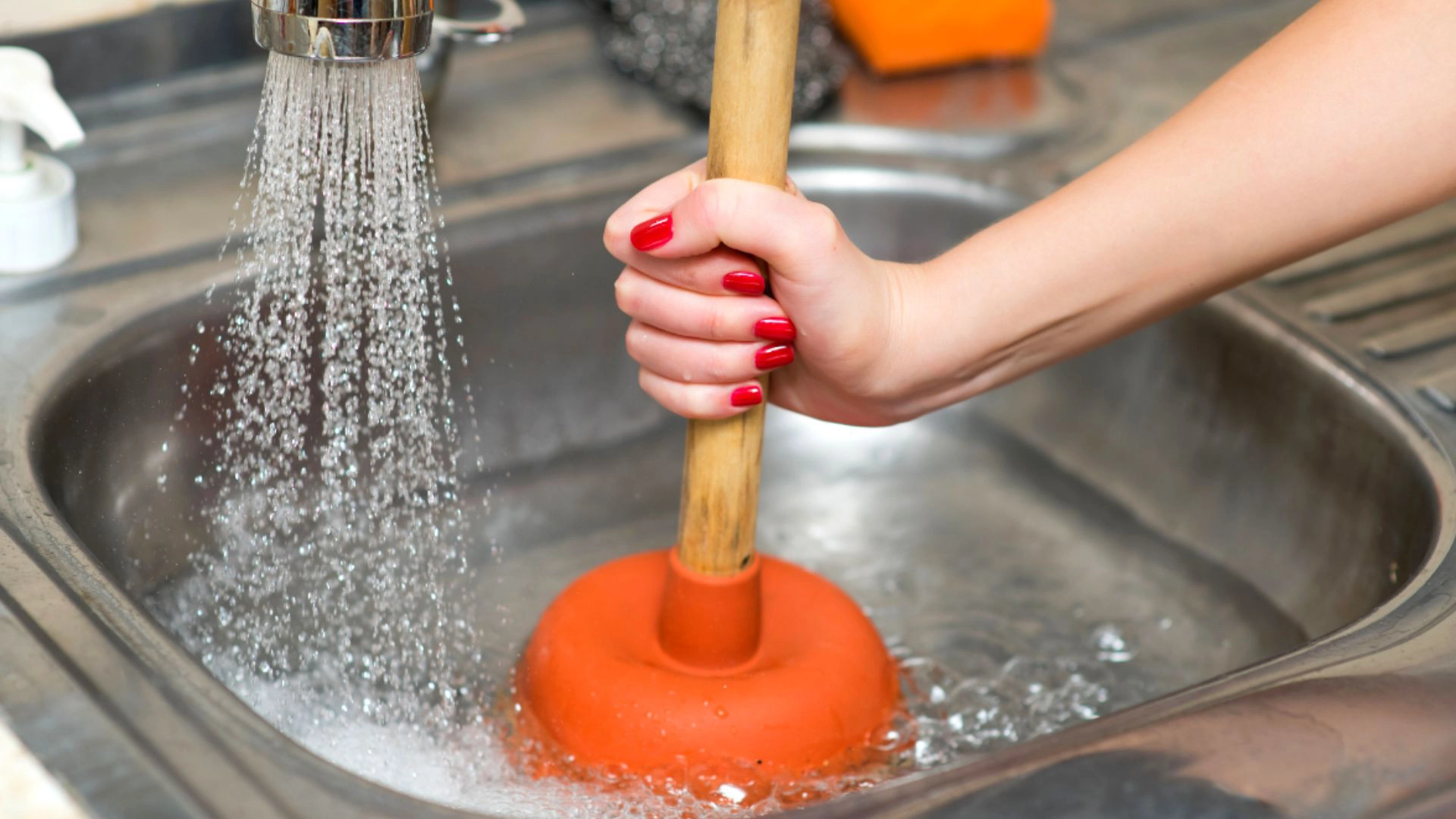 6 Ways To Clear Up Your Clogged Sink