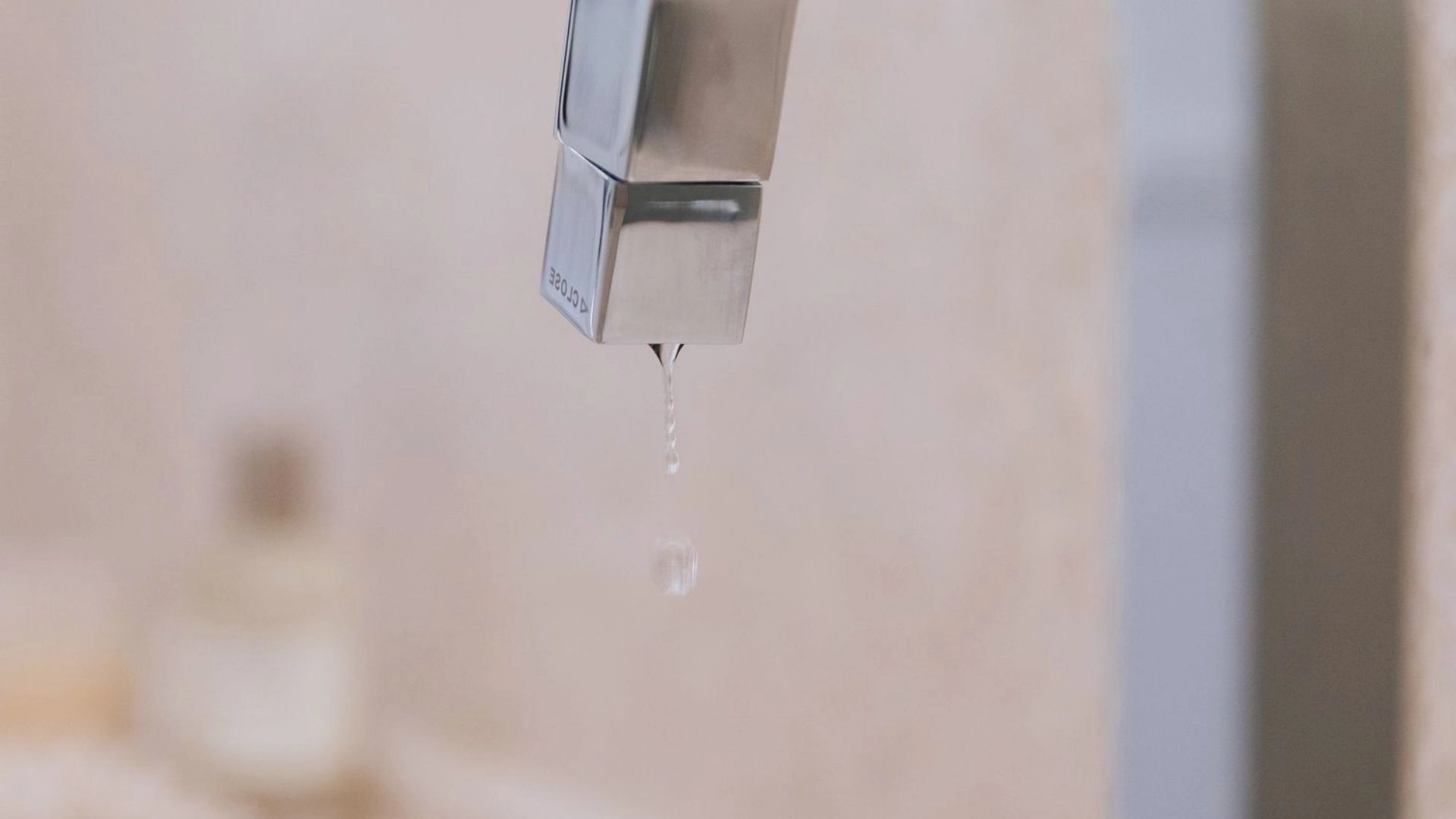 How To Fix A Leaking Tap At Home