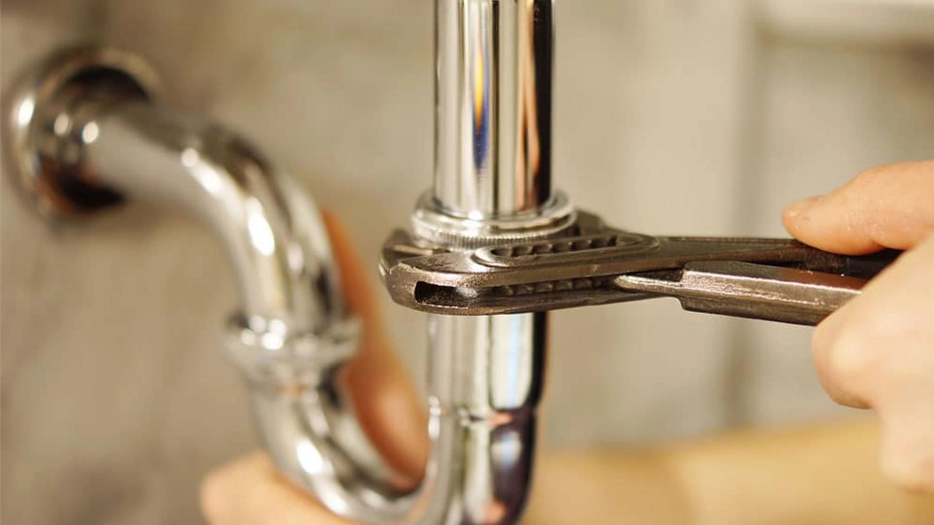 Are Blocked Drains The Renter Or the Landlord’s Responsibility?