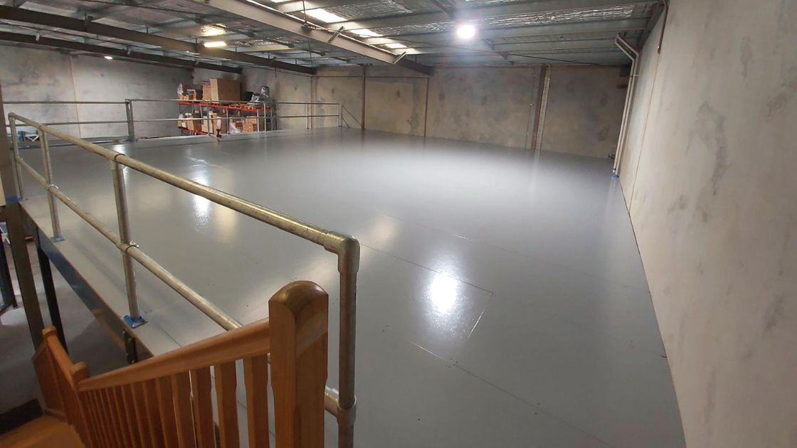 Image 1 for Working Class Van Mezzanine