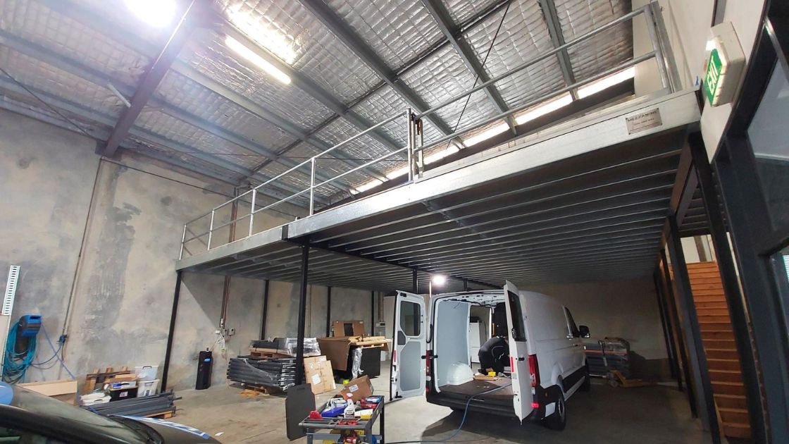 Working Class Van Mezzanine